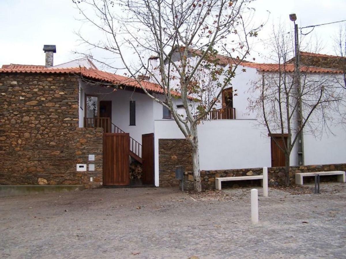 Casa Do Rio 1 Vila Janeiro de Baixo Exterior foto